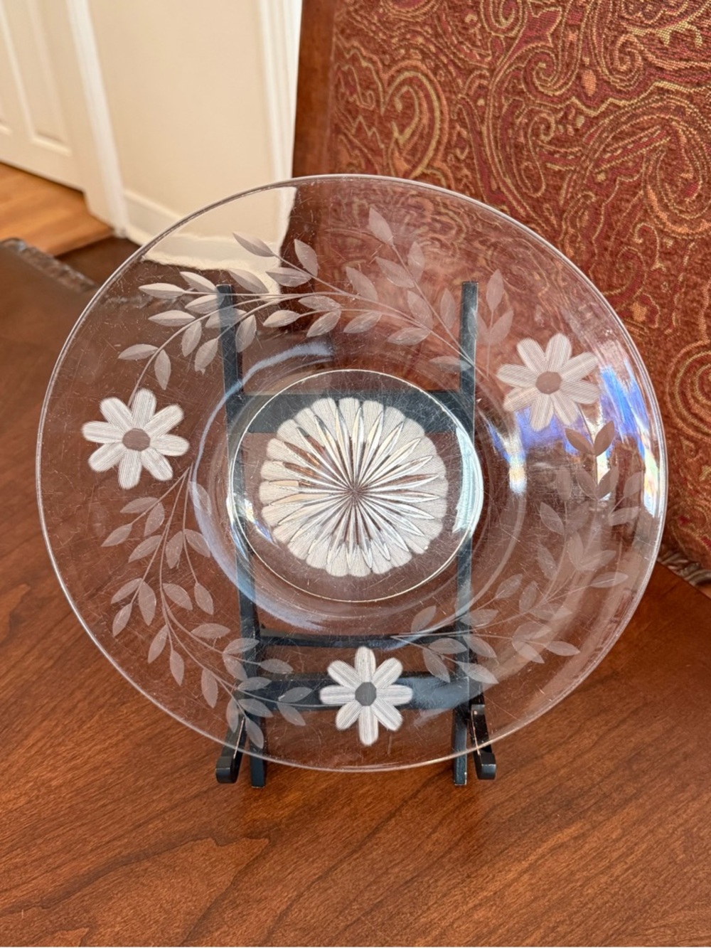 Vintage 10” Clear Glass Plate Platter With Etched Flower Design